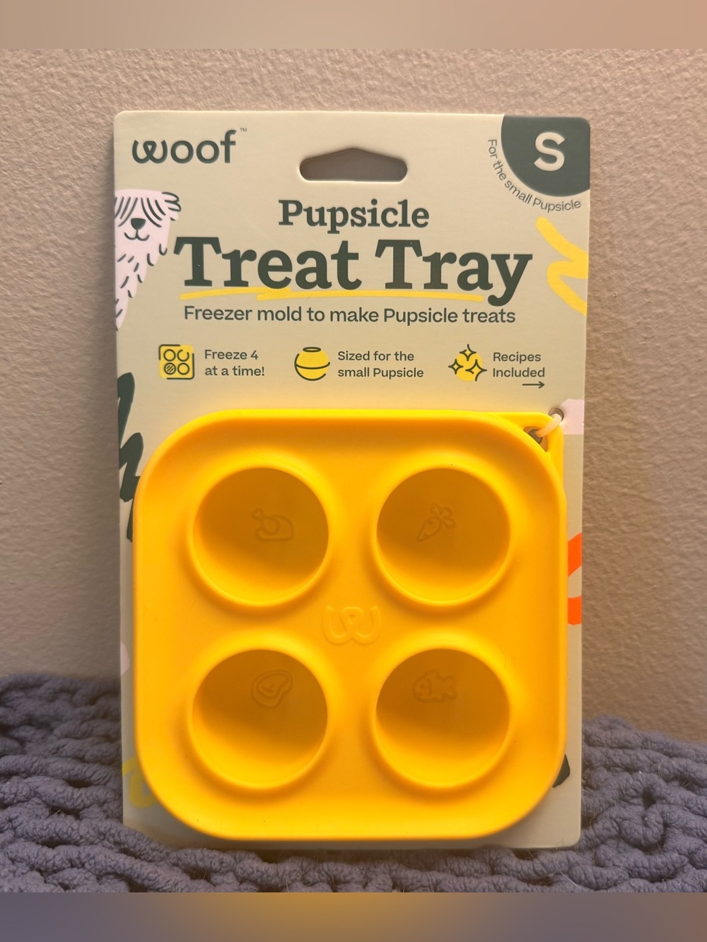 Woof Pupsicle Treat Tray Mold